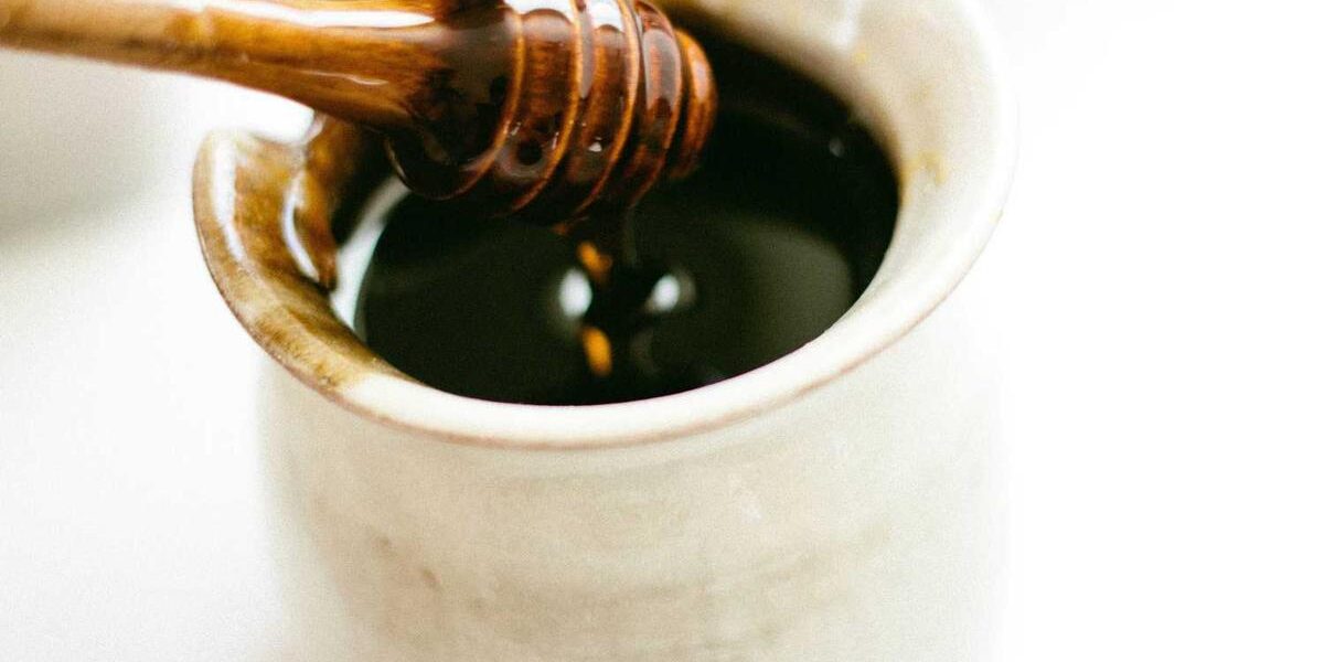 Top 3 Awesome Reasons Why Old Cars Weekly is a Time Machine on Wheels!