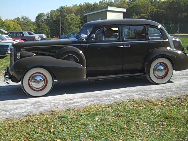 1937 LaSalle sedan - An example of frame-off restoration quality